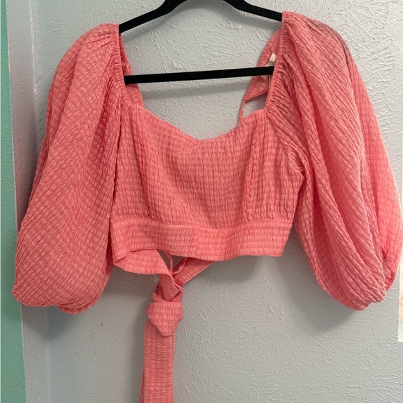 Lush Textured Pink Blouse - Picture 2 of 3